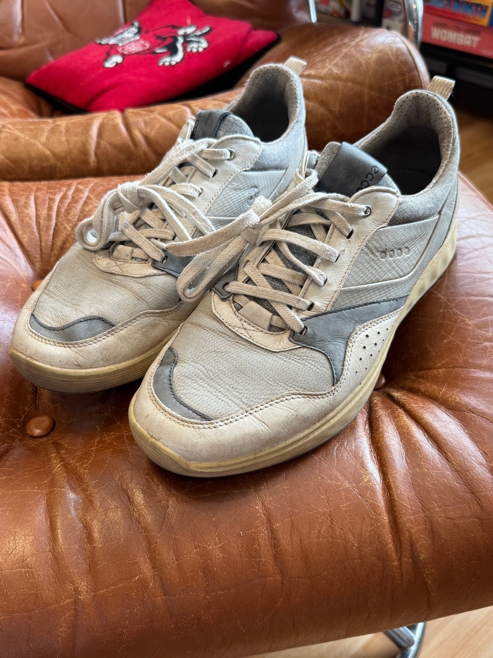 ECCO Yak Leather Spikeless Golf Shoes- Men’s US size 10 (44 EU)